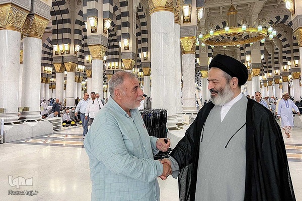 
حضور سرپرست حجاج ایرانی در مسجد النبی
