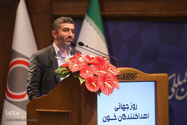 تقدیر از اهداکنندگان خون در روز جهانی اهداکنندگان خون