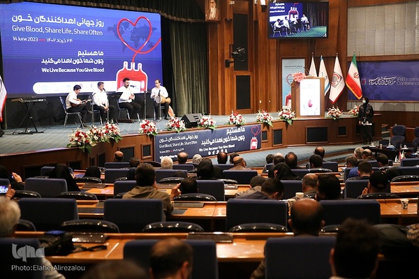 تقدیر از اهداکنندگان خون در روز جهانی اهداکنندگان خون