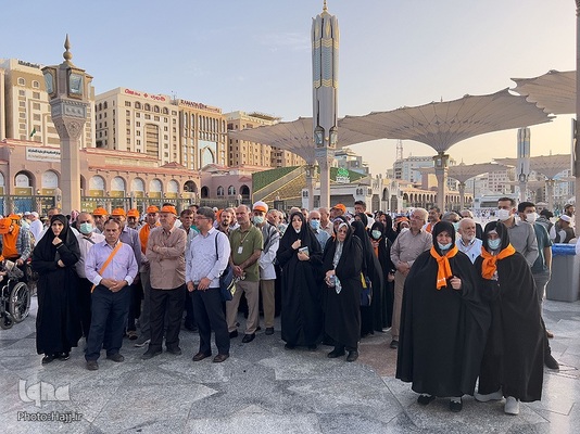 حال و هوای زائران ایرانی در حرم مطهر نبوی را در ایام حج تمتع