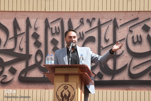 تشییع و تدفین پیکر مطهر شهید گمنام