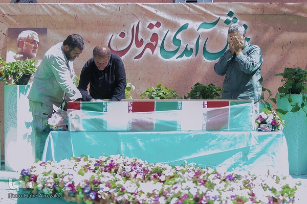 تشییع و تدفین پیکر مطهر شهید گمنام