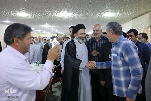 دیدار صمیمی سرپرست حجاج ایرانی با زائران کشورمان در مکه مکرمه