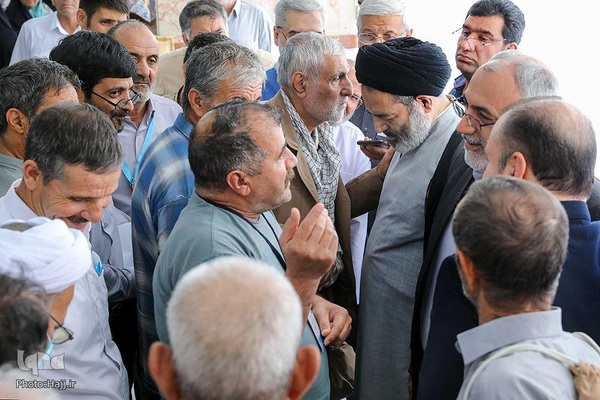 دیدار صمیمی سرپرست حجاج ایرانی با زائران کشورمان در مکه مکرمه