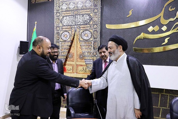 دیدار رئیس بعثه حج سریلانکا با سرپرست حجاج ایرانی