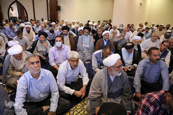 همایش یاوران حجاج