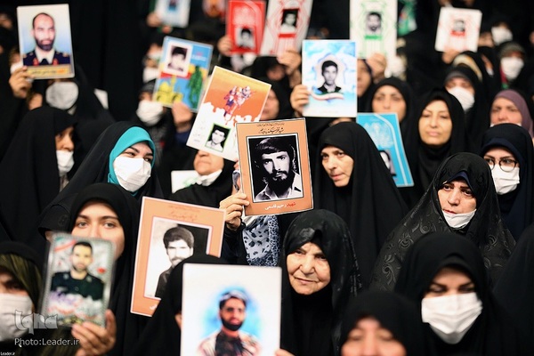 دیدار جمعی از خانواده‌های شهدا