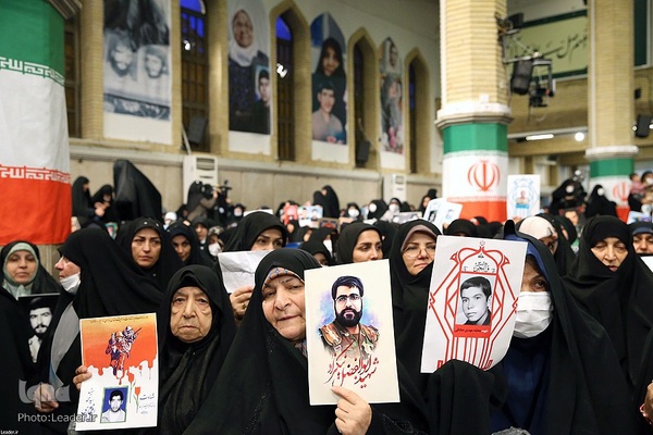 دیدار جمعی از خانواده‌های شهدا