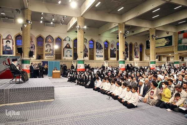 دیدار جمعی از خانواده‌های شهدا