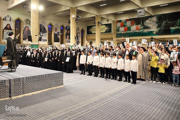 دیدار جمعی از خانواده‌های شهدا