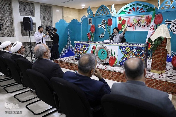 مراسم تجلیل از خانواده شهدا