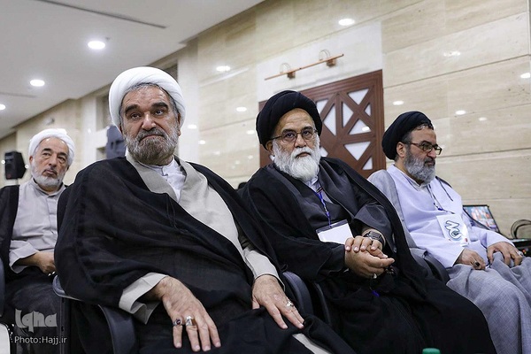 مراسم تجلیل از خانواده شهدا