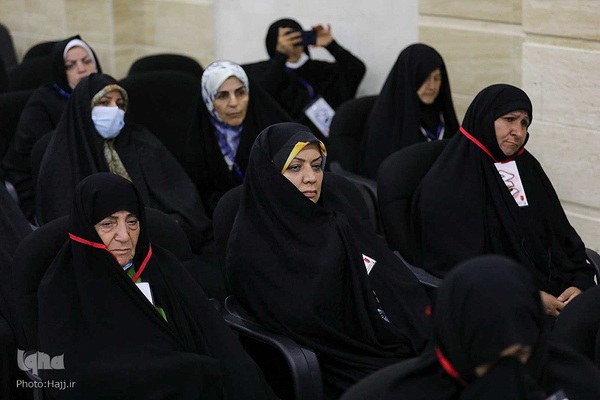 مراسم تجلیل از خانواده شهدا