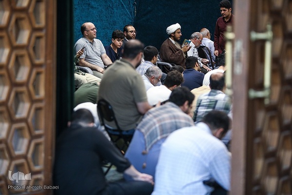 مراسم دعای عرفه در دانشگاه تهران