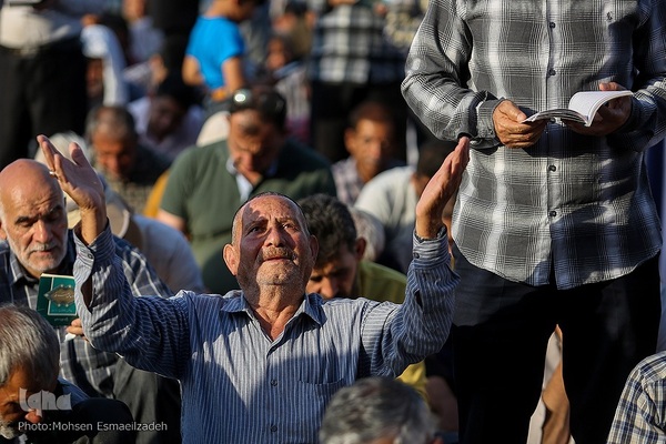 مراسم دعای عرفه در حرم مطهر رضوی