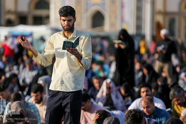مراسم دعای عرفه در حرم مطهر رضوی