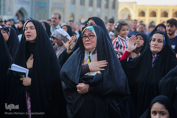 مراسم دعای عرفه در حرم مطهر رضوی