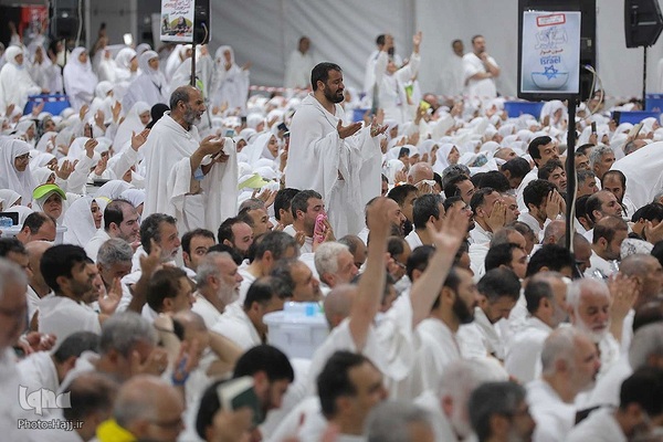 دعای عرفه در صحرای عرفات