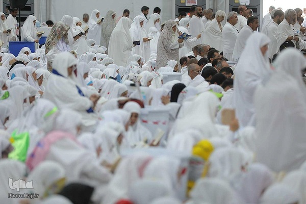 دعای عرفه در صحرای عرفات