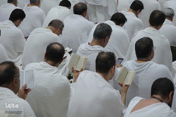 دعای عرفه در صحرای عرفات