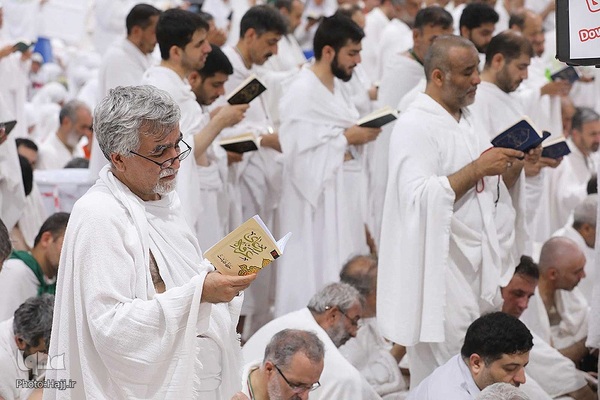 دعای عرفه در صحرای عرفات