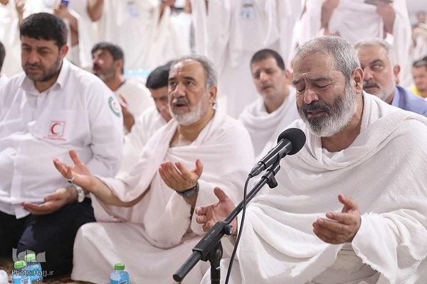 دعای عرفه در صحرای عرفات