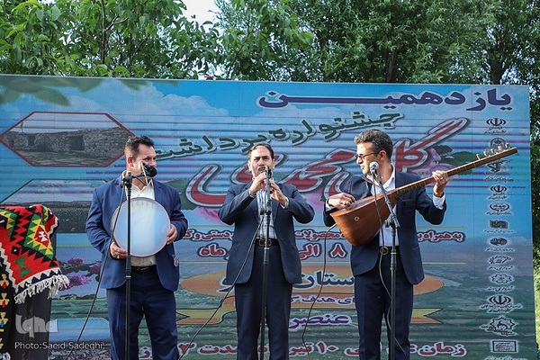 جشنواره برداشت گل محمدی عنصرود