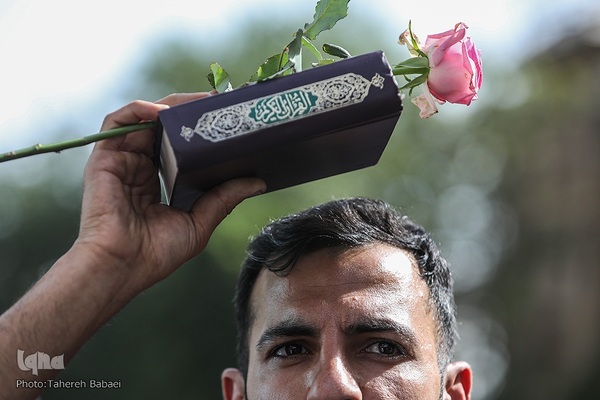 تجمع جامعه قرآنی در پی هتک حرمت به قرآن