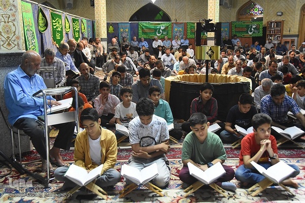 محفل انس با قرآن کریم در مهدیه اعظم سمنان