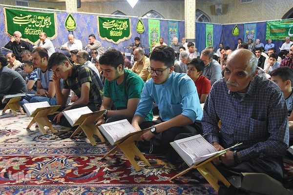 محفل انس با قرآن کریم در مهدیه اعظم سمنان