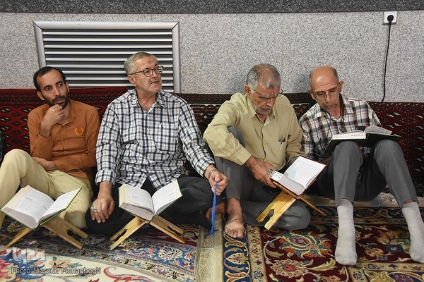 محفل انس با قرآن کریم در مهدیه اعظم سمنان