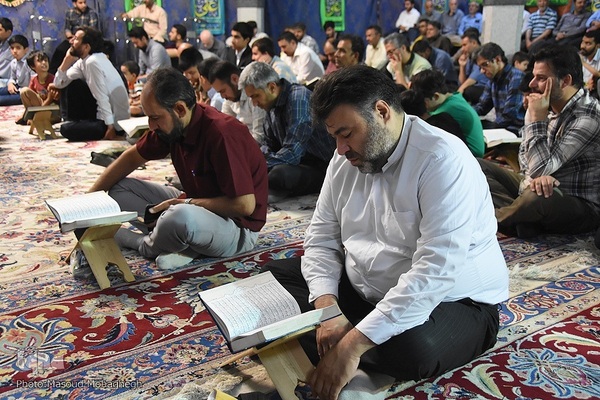 محفل انس با قرآن کریم در مهدیه اعظم سمنان