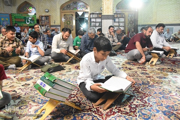 محفل انس با قرآن کریم در مهدیه اعظم سمنان