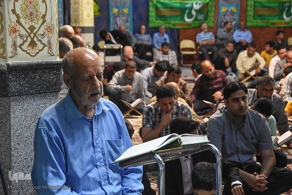 محفل انس با قرآن کریم در مهدیه اعظم سمنان