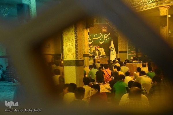 محفل انس با قرآن کریم در مهدیه اعظم سمنان