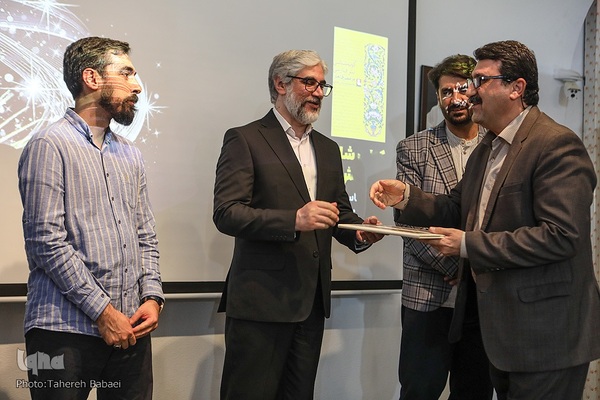 اختتامیه بیست و یکمین دوره جایزه قلم زرین