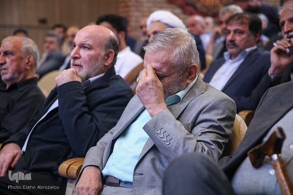 رونمایی از نشان حبیب ویژه پیرغلامان اهل بیت (ع)