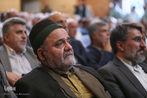 رونمایی از نشان حبیب ویژه پیرغلامان اهل بیت (ع)