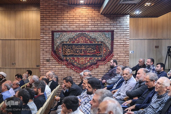 رونمایی از نشان حبیب ویژه پیرغلامان اهل بیت (ع)