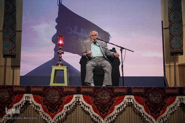 رونمایی از نشان حبیب ویژه پیرغلامان اهل بیت (ع)