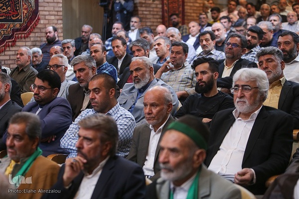 رونمایی از نشان حبیب ویژه پیرغلامان اهل بیت (ع)