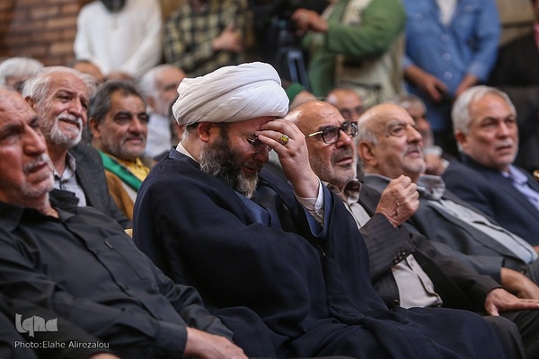 رونمایی از نشان حبیب ویژه پیرغلامان اهل بیت (ع)