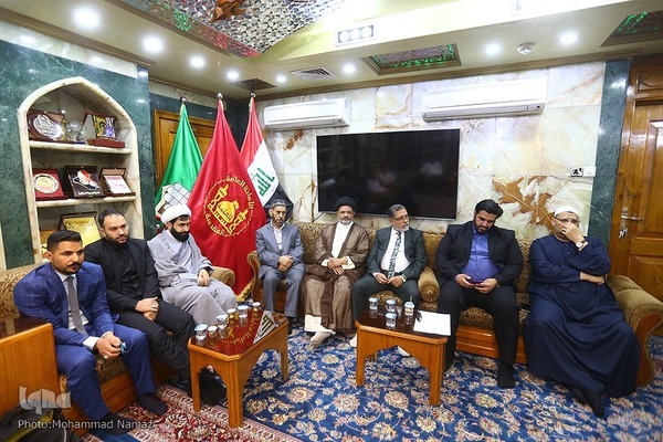 دیدار متولی شرعی حرم حسینی با داوران و متسابقان جایزه کربلا