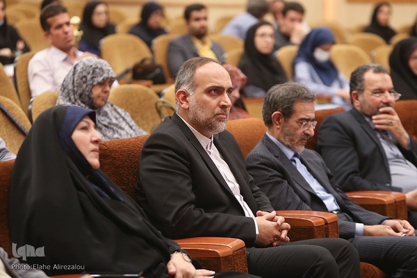 مراسم سالروز بازدید مقام‌ معظم رهبری از پژوهشگاه رویان جهاددانشگاهی