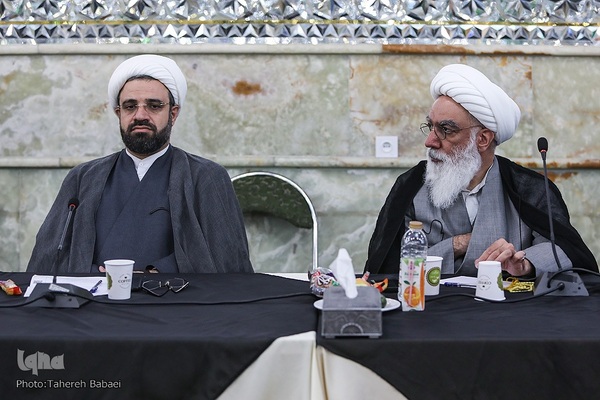 نشست صمیمی سید مهدی خاموشی