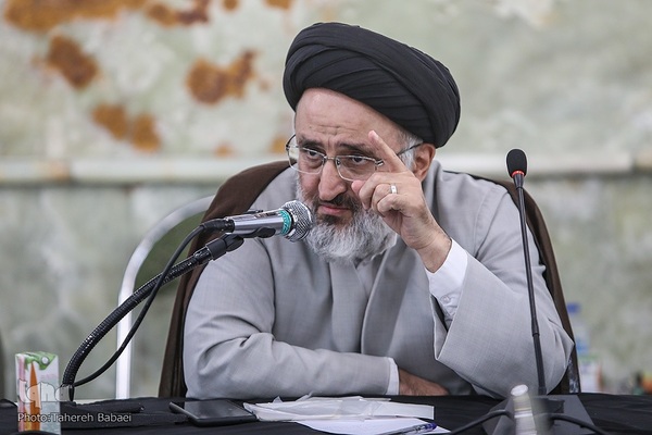 نشست صمیمی سید مهدی خاموشی