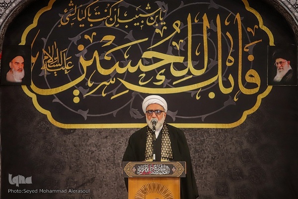 آیین سنتی اذن عزا در حرم مطهر رضوی