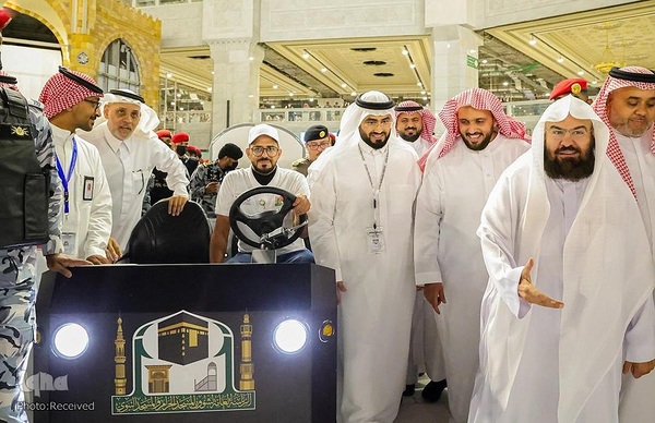 تعویض پرده خانه کعبه