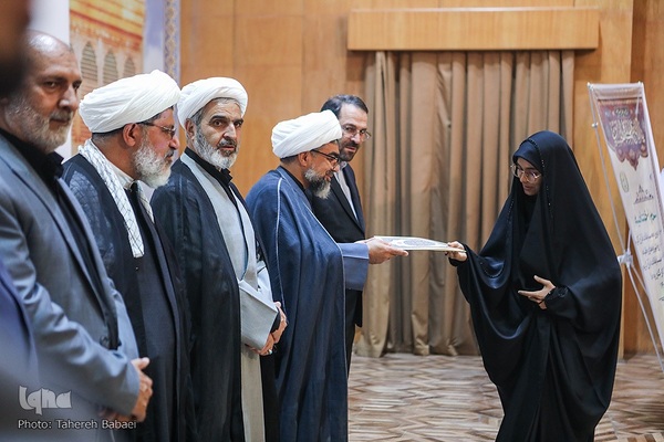 آئین اختتامیه مسابقات قرآن کارکنان پایور و نیروهای وظیفه