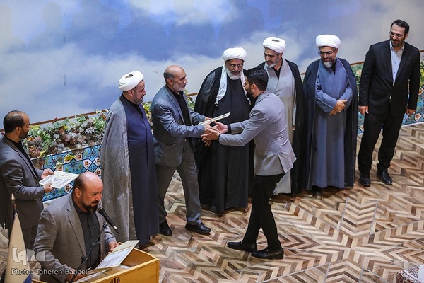 آئین اختتامیه مسابقات قرآن کارکنان پایور و نیروهای وظیفه